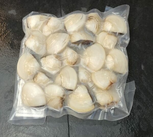 Whole Cooked Clams